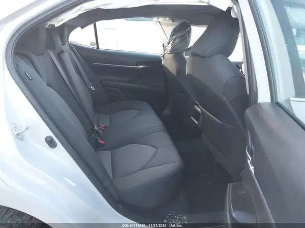 4T1R11AK3PU101588 2023 TOYOTA CAMRY - Image 8