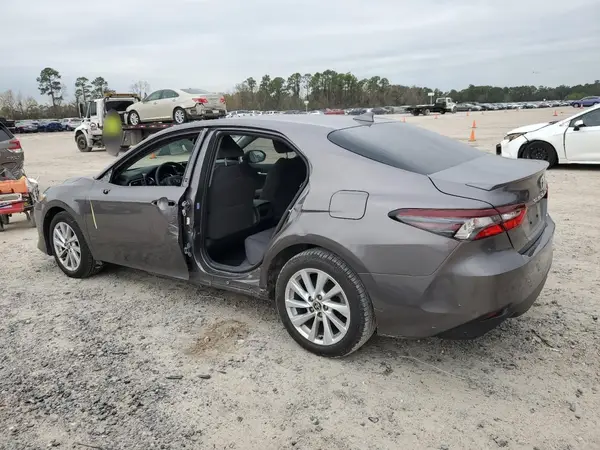 4T1R11AK3PU135594 2023 TOYOTA CAMRY - Image 2