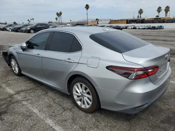 4T1R11AK3PU148331 2023 TOYOTA CAMRY - Image 2