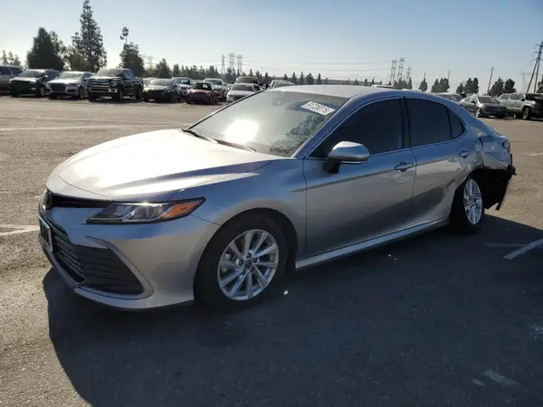 4T1R11AK3PU775935 2023 TOYOTA CAMRY - Image 1