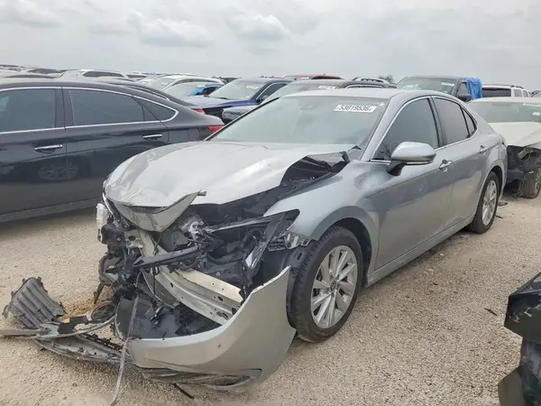4T1R11AK3PU804415 2023 TOYOTA CAMRY - Image 1