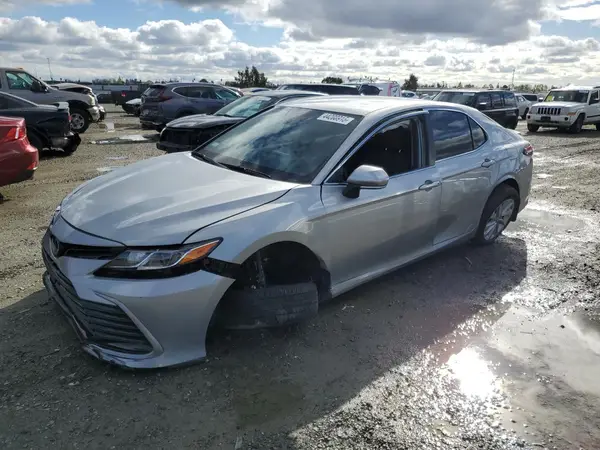 4T1R11AK3RU265815 2024 TOYOTA CAMRY - Image 1