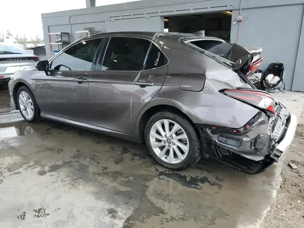 4T1R11AK3RU911371 2024 TOYOTA CAMRY - Image 2