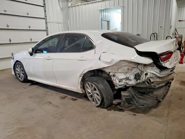 4T1R11AK4MU429954 2021 TOYOTA CAMRY - Image 2