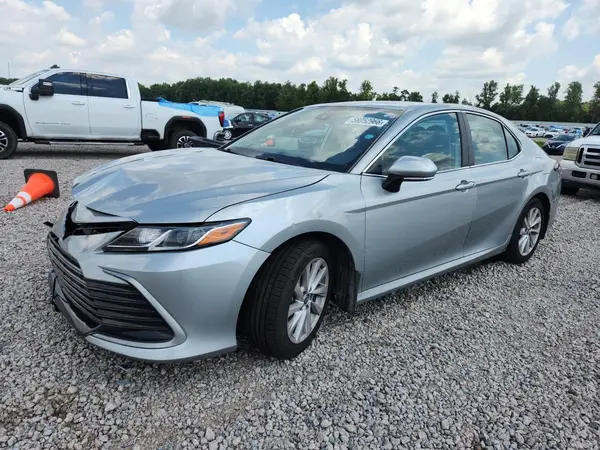 4T1R11AK4MU482072 2021 TOYOTA CAMRY - Image 1