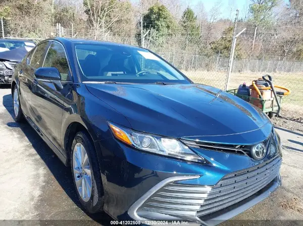 4T1R11AK4MU491287 2021 TOYOTA CAMRY - Image 1