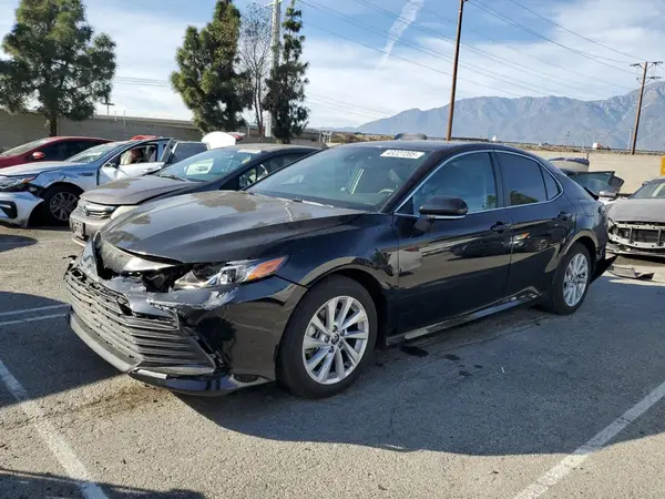 4T1R11AK4MU496957 2021 TOYOTA CAMRY - Image 1