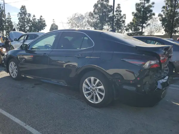 4T1R11AK4MU496957 2021 TOYOTA CAMRY - Image 2
