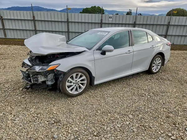 4T1R11AK4NU022329 2022 TOYOTA CAMRY - Image 1