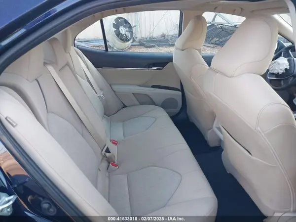 4T1R11AK4NU058926 2022 TOYOTA CAMRY - Image 8