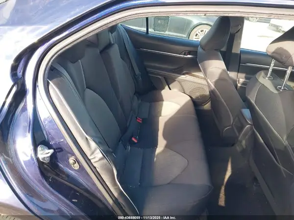4T1R11AK4NU620162 2022 TOYOTA CAMRY - Image 8
