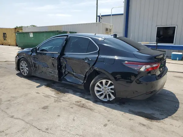 4T1R11AK4NU712386 2022 TOYOTA CAMRY - Image 2