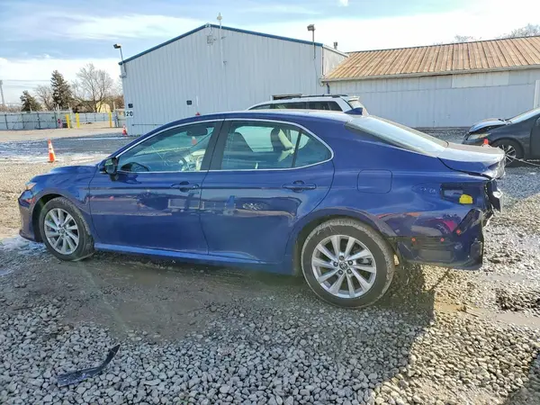 4T1R11AK4PU127696 2023 TOYOTA CAMRY - Image 2