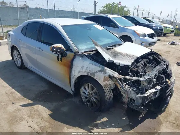 4T1R11AK4PU185419 2023 TOYOTA CAMRY - Image 1