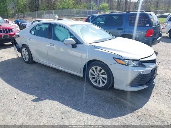 4T1R11AK4PU186392 2023 TOYOTA CAMRY - Image 1