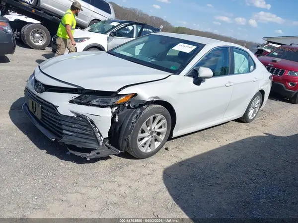 4T1R11AK4PU186392 2023 TOYOTA CAMRY - Image 2