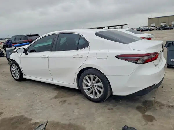 4T1R11AK4PU729871 2023 TOYOTA CAMRY - Image 2