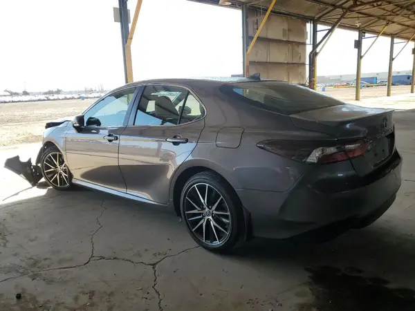 4T1R11AK4PU785762 2023 TOYOTA CAMRY - Image 2