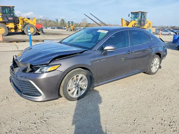 4T1R11AK4PU807954 2023 TOYOTA CAMRY - Image 1