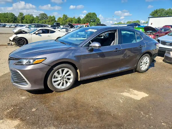 4T1R11AK4RU205901 2024 TOYOTA CAMRY - Image 1