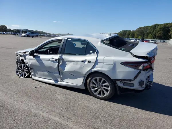 4T1R11AK4RU225338 2024 TOYOTA CAMRY - Image 2