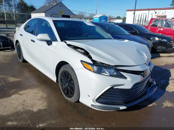 4T1R11AK4RU255987 2024 TOYOTA CAMRY - Image 1
