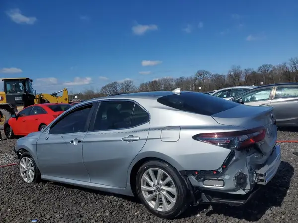 4T1R11AK4RU263703 2024 TOYOTA CAMRY - Image 2