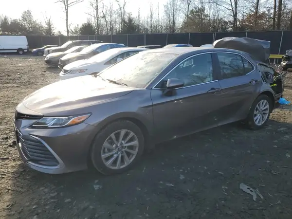 4T1R11AK4RU864030 2024 TOYOTA CAMRY - Image 1