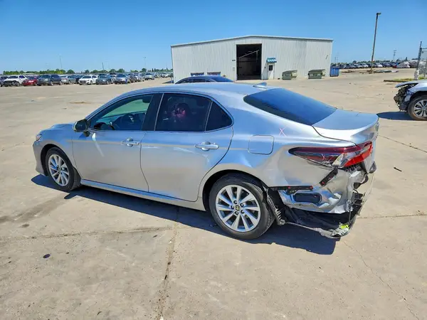 4T1R11AK4RU902436 2024 TOYOTA CAMRY - Image 2