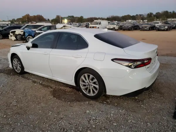 4T1R11AK4RU919687 2024 TOYOTA CAMRY - Image 2