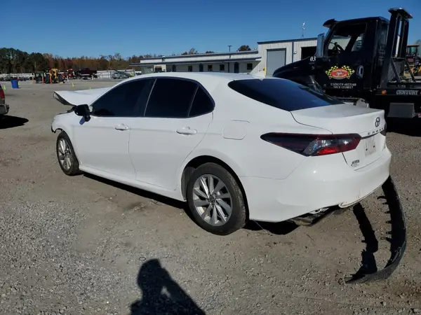 4T1R11AK4RU921407 2024 TOYOTA CAMRY - Image 2