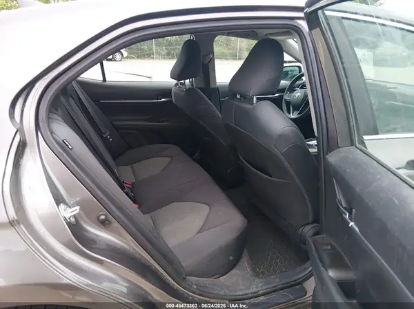 4T1R11AK5NU620090 2022 TOYOTA CAMRY - Image 8