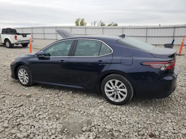 4T1R11AK5NU648259 2022 TOYOTA CAMRY - Image 2