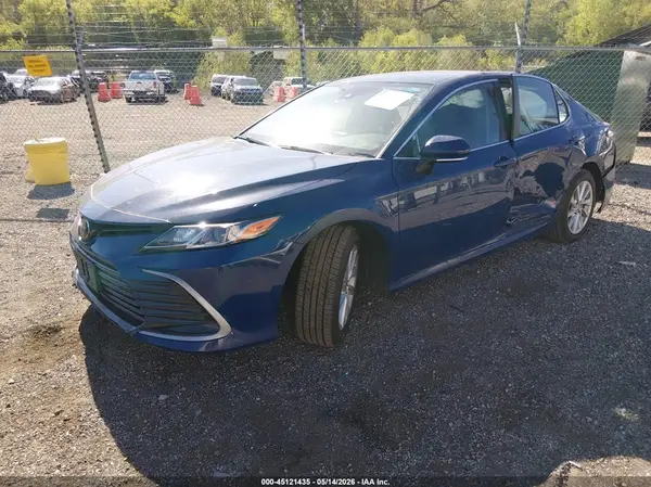 4T1R11AK5PU113922 2023 TOYOTA CAMRY - Image 2