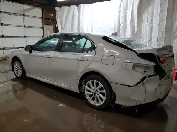 4T1R11AK5PU187048 2023 TOYOTA CAMRY - Image 2