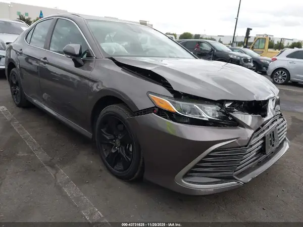 4T1R11AK5PU801161 2023 TOYOTA CAMRY - Image 1