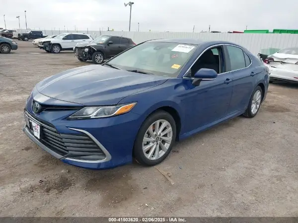 4T1R11AK5RU220214 2024 TOYOTA CAMRY - Image 2