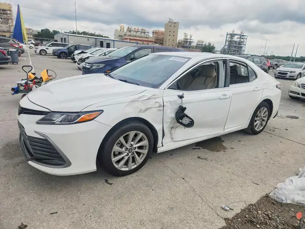 4T1R11AK5RU224120 2024 TOYOTA CAMRY - Image 1