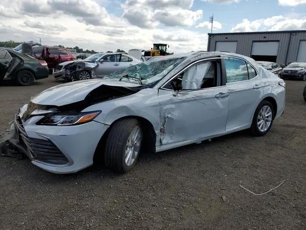 4T1R11AK5RU224182 2024 TOYOTA CAMRY - Image 1