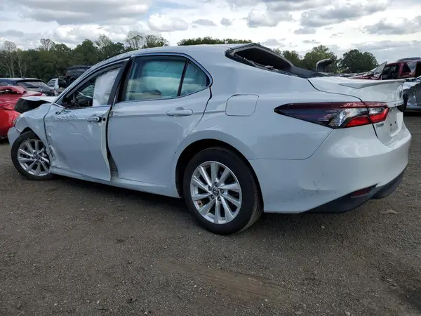 4T1R11AK5RU224182 2024 TOYOTA CAMRY - Image 2