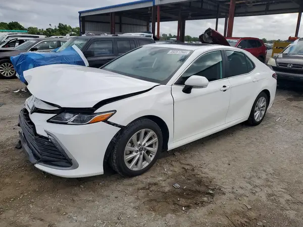 4T1R11AK5RU232329 2024 TOYOTA CAMRY - Image 1