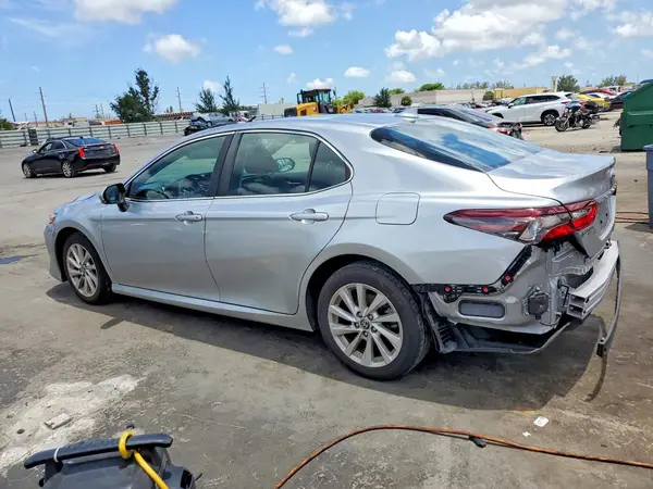 4T1R11AK5RU874792 2024 TOYOTA CAMRY - Image 2