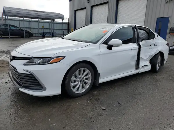 4T1R11AK5RU914692 2024 TOYOTA CAMRY - Image 1