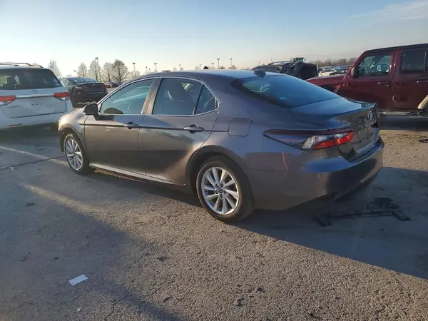 4T1R11AK6MU482980 2021 TOYOTA CAMRY - Image 2