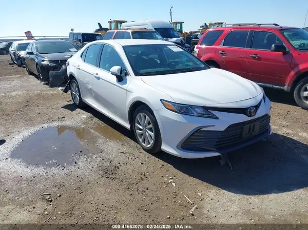 4T1R11AK6PU094121 2023 TOYOTA CAMRY - Image 1