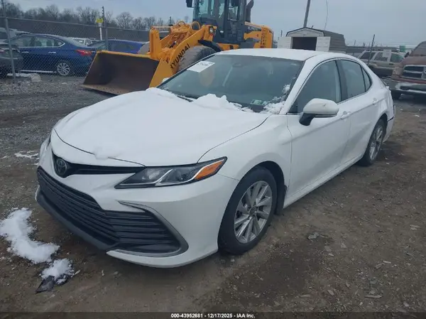 4T1R11AK6PU146380 2023 TOYOTA CAMRY - Image 2