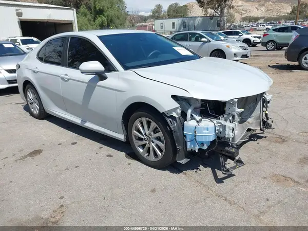 4T1R11AK6PU161848 2023 TOYOTA CAMRY - Image 1