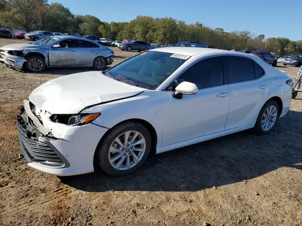 4T1R11AK6PU738619 2023 TOYOTA CAMRY - Image 1