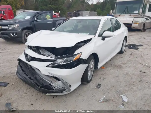 4T1R11AK6PU761446 2023 TOYOTA CAMRY - Image 2