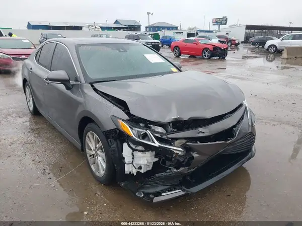 4T1R11AK6PU817739 2023 TOYOTA CAMRY - Image 1